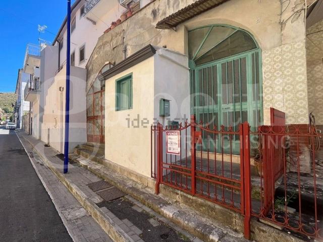 Appartamento in vendita a Vitulazio, Campania