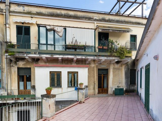 Appartamento in vendita a Giarre, Catania
