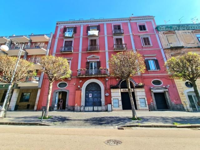 Appartamento in vendita a Oncino, Torre Annunziata
