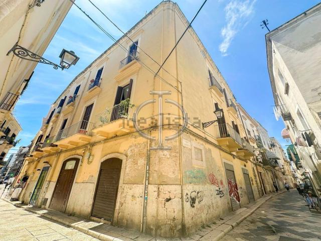 Appartamento in vendita a Municipio 1, Puglia