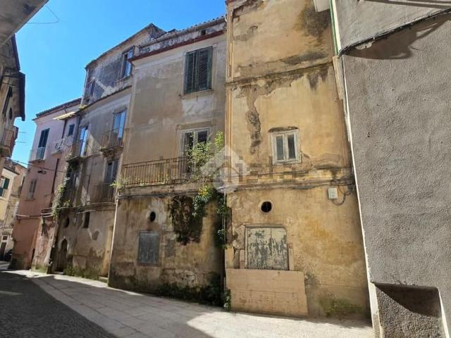 Appartamento in vendita a Centro Storico, Sant'agata De' Goti