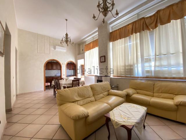 Appartamento in vendita a Santa Teresa Di Riva, Sicilia