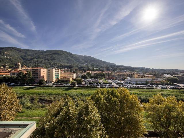 Attico in vendita a Collecchio, Uzzano E Castello