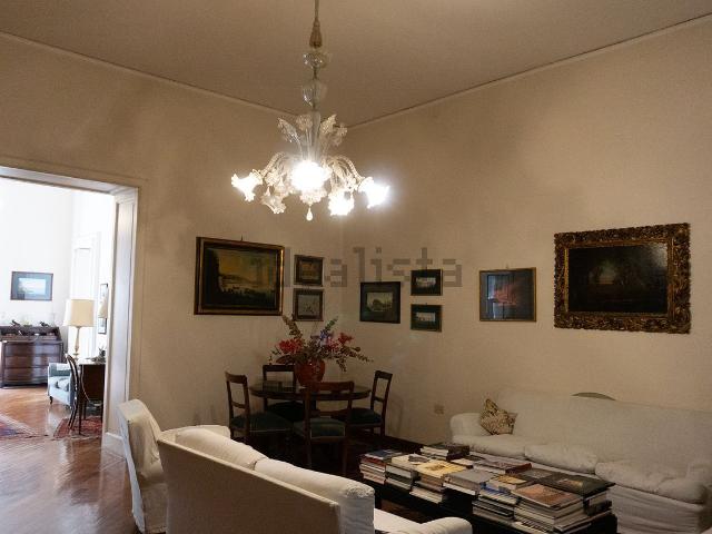 Appartamento in vendita a Municipalità 1, Pizzofalcone