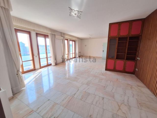 Appartamento in vendita a Musicisti, Modena