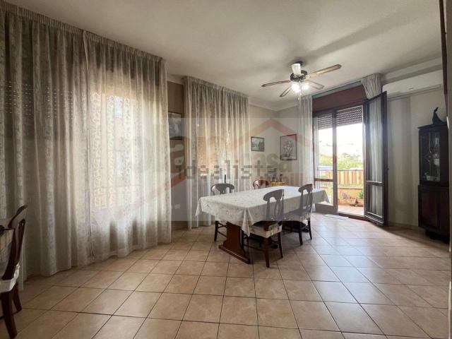 Appartamento in vendita a Vallefoglia, Marche