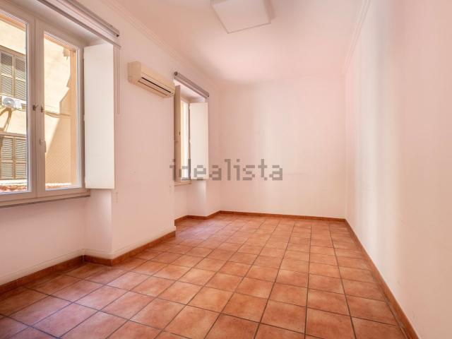Appartamento in vendita a Municipio Roma I, Roma Capitale