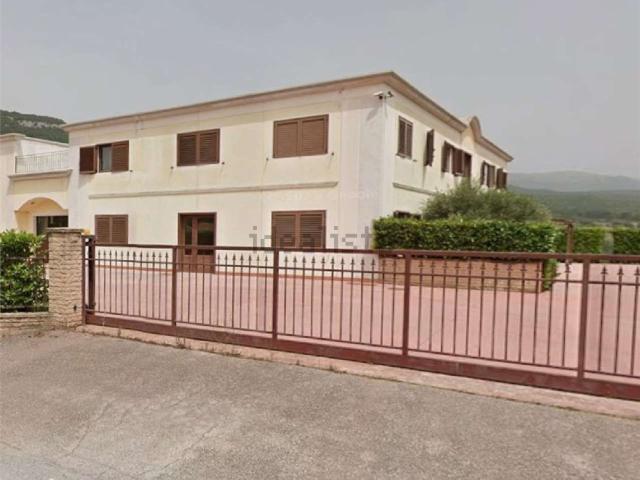 Appartamento in vendita a Pesche, Molise