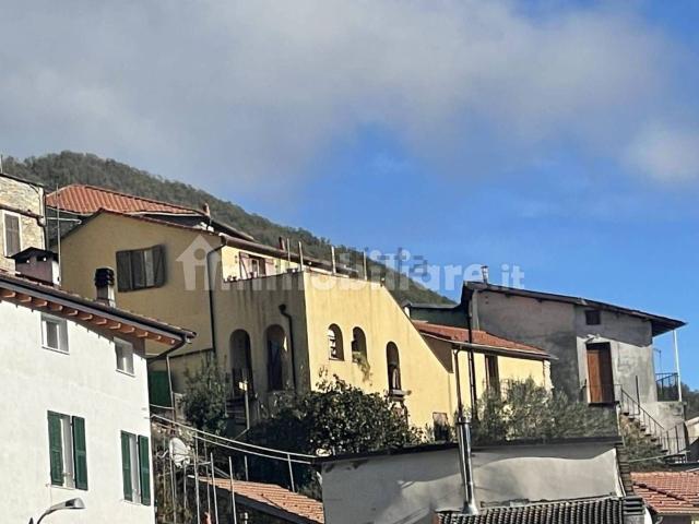 Appartamento in vendita a Rezzo, Liguria