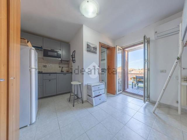 Appartamento in vendita a Municipio Roma VII, Roma Capitale