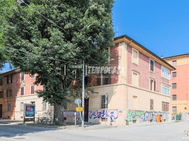 Appartamento in vendita a San Donato-San Vitale, Bologna