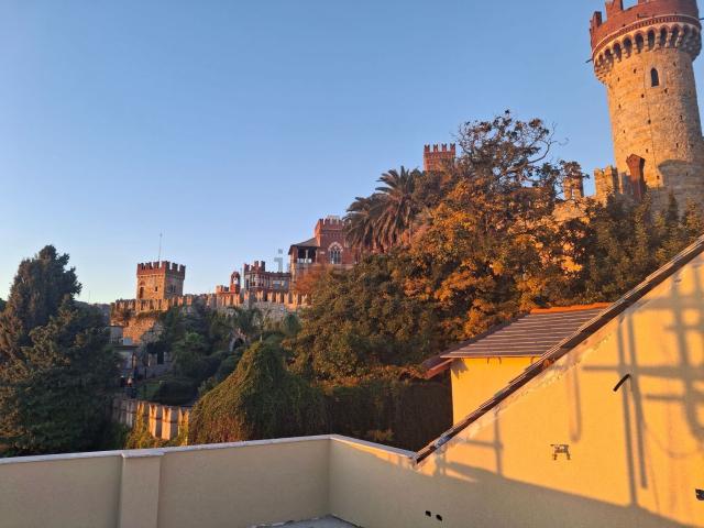 Attico in vendita a Carmine, Serra Riccò