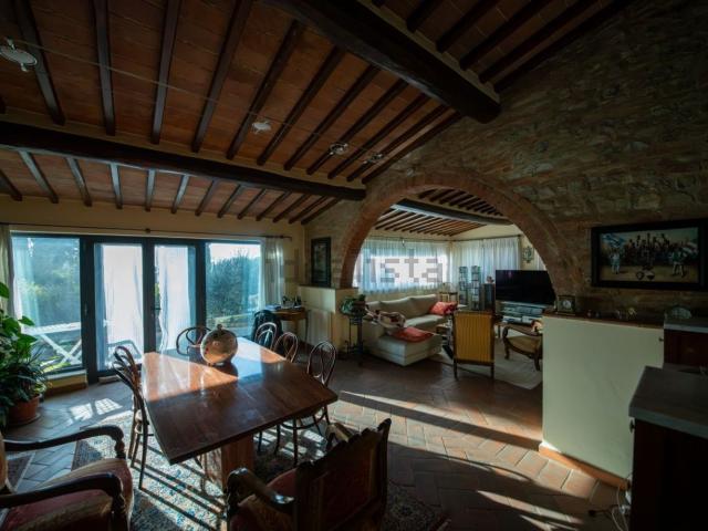 Appartamento in vendita a Taverne d'Arbia, Siena