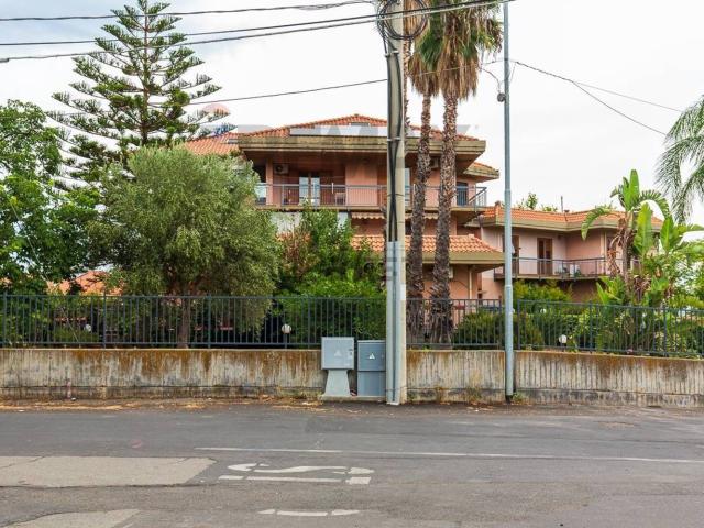 Attico in vendita a San Nicolò, Aci Catena