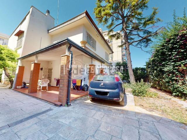 Appartamento in vendita a Municipio 4, Puglia