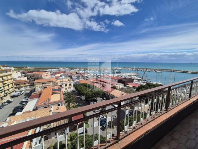 Attico in vendita a Marina, Calabria