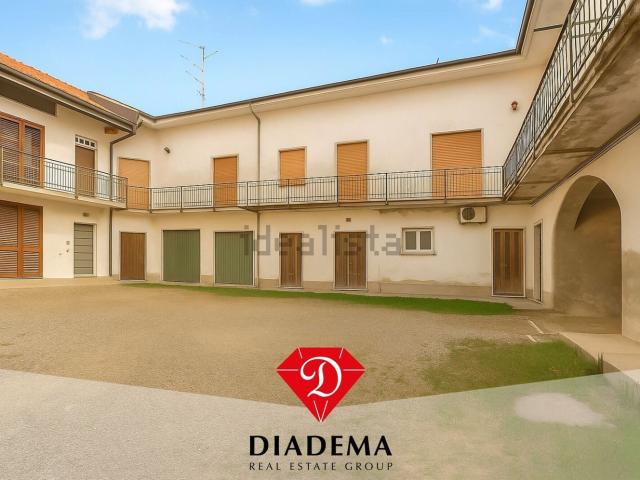 Appartamento in vendita a Mornago, Lombardia