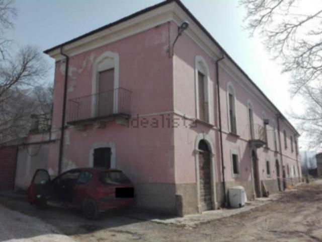 Appartamento in vendita a Sulmona, Abruzzo