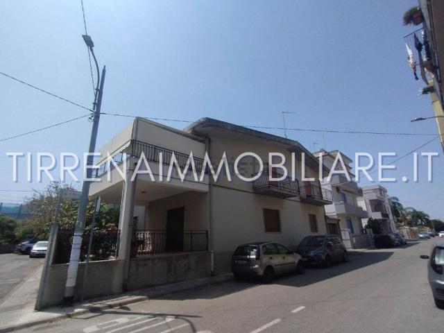Appartamento in vendita a Rometta Marea, Rometta