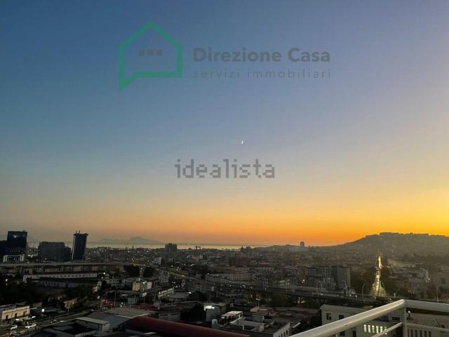 Attico in vendita a Municipalità 4, Campania