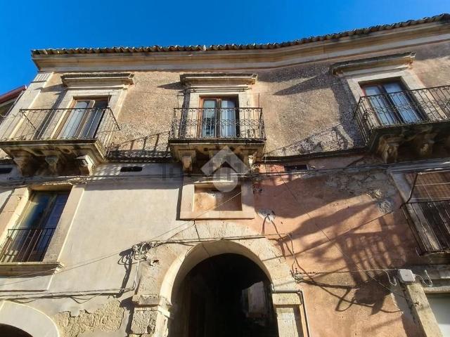 Appartamento in vendita a Monterosso Almo, Sicilia
