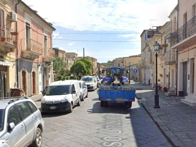 Appartamento in vendita a Licodia Eubea, Sicilia