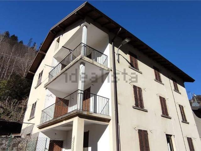 Appartamento in vendita a Gromo, Lombardia