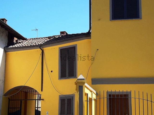 Appartamento in vendita a Ottobiano, Lombardia