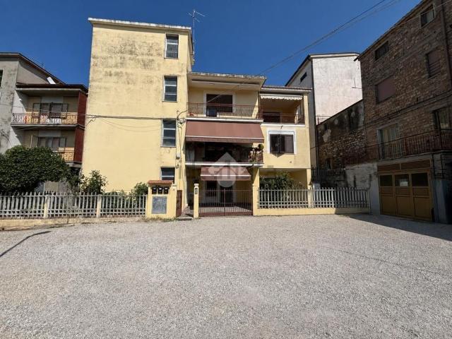 Appartamento in vendita a Notaresco, Abruzzo