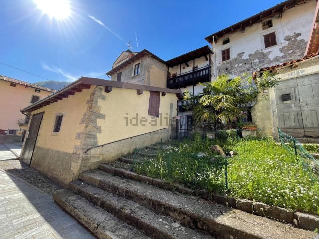 Appartamento in vendita a Comunità Montana della Valle Brembana, Val Brembilla
