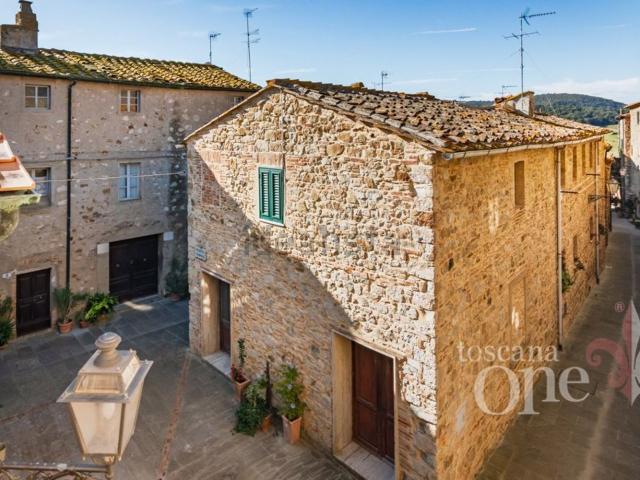 Appartamento in vendita a Monteverdi Marittimo, Toscana
