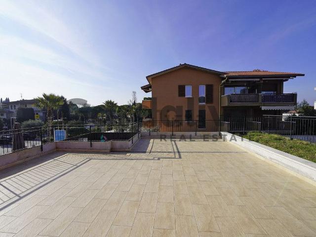 Appartamento in vendita a Lugana, Sirmione