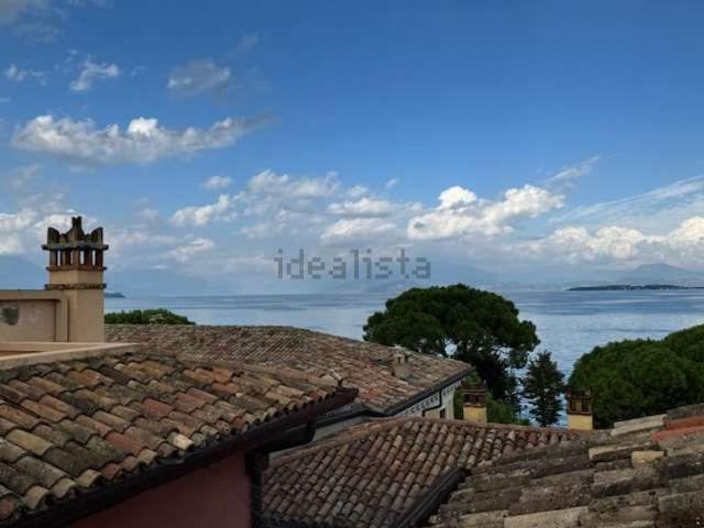 Attico in vendita a Desenzano Del Garda, Lombardia