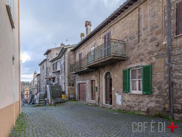 Appartamento in vendita a Gradoli, Lazio