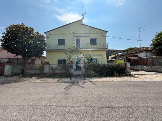 Appartamento in vendita a Argenta, Reggio Emilia