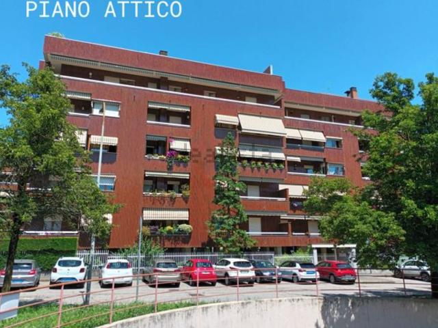 Attico in vendita a Miogni, Varese