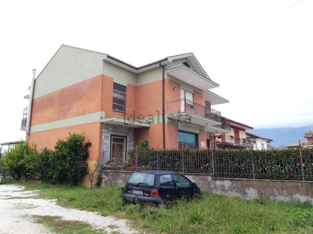 Appartamento in vendita a Arpino, Frosinone