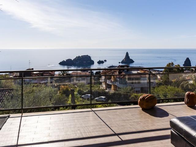 Attico in vendita a Aci Castello, Sicilia