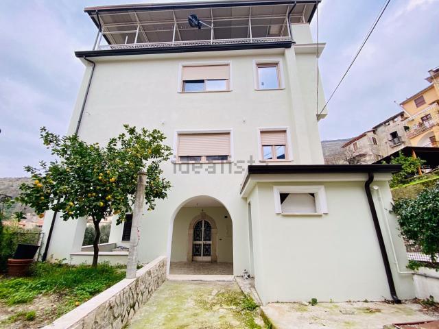 Appartamento in vendita a Coreno Ausonio, Lazio