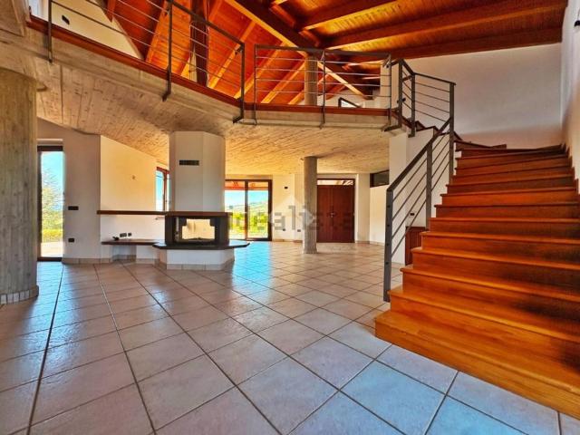 Appartamento in vendita a Cerqueto, Gualdo Tadino