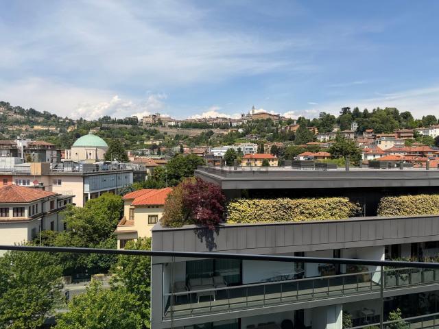 Attico in vendita a Città Alta, Bergamo