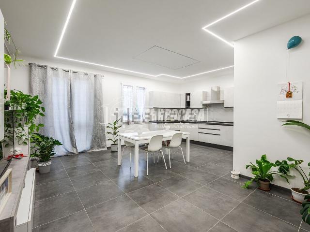 Appartamento in vendita a Pianura Reggiana, Re