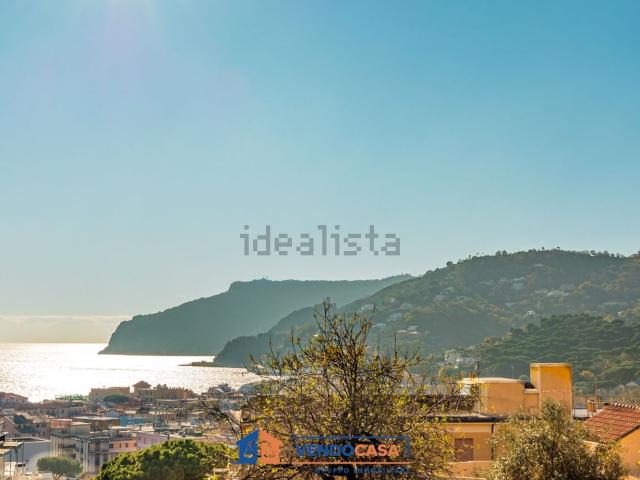 Appartamento in vendita a Spotorno, Liguria