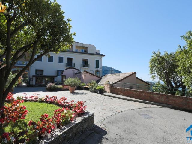 Appartamento in vendita a Il Boschetto, Camogli