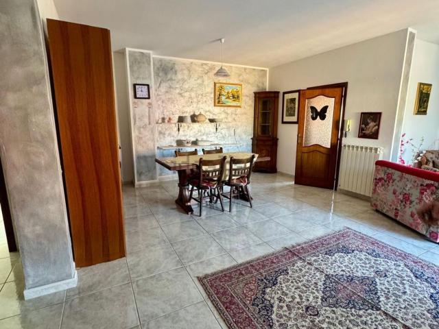 Appartamento in vendita a Suni, Sardigna/Sardegna