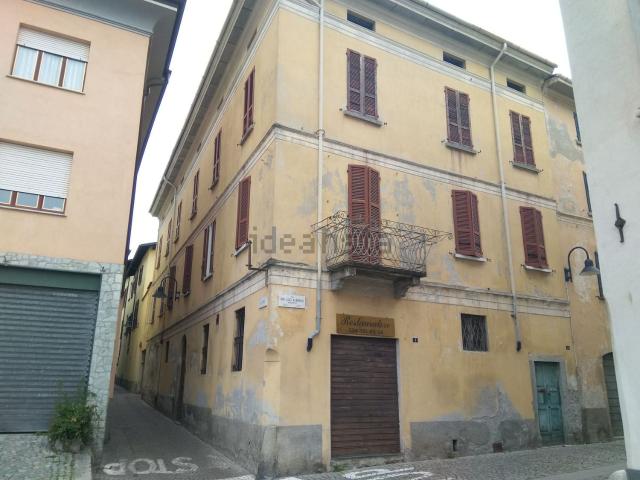 Appartamento in vendita a Tirano, Lombardia