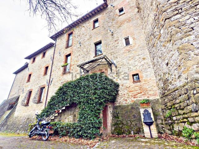 Appartamento in vendita a Villa Pitignano, Cenerente