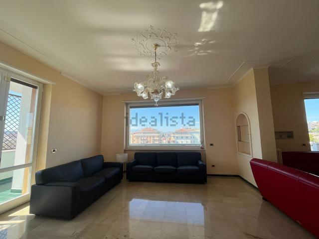 Attico in vendita a Pescara, Abruzzo