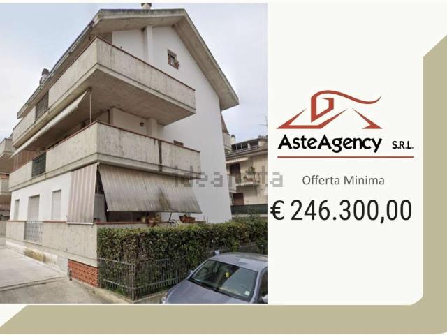 Appartamento in vendita a Brecciarolo, Marche