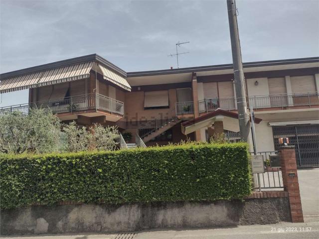 Appartamento in vendita a Sarzana, Liguria
